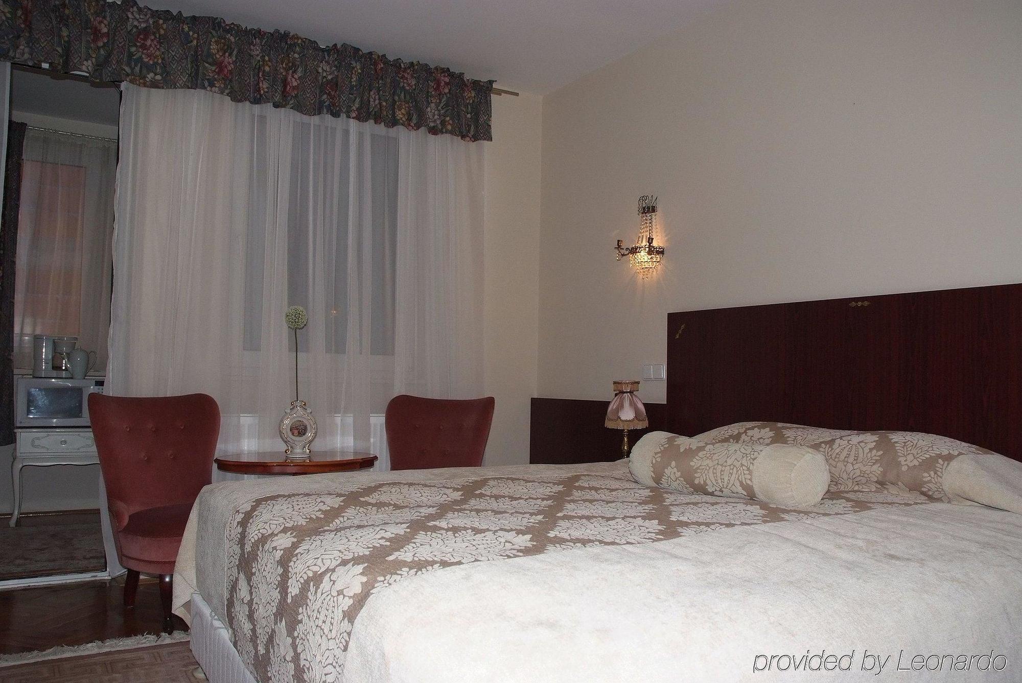 Hotel Octagon Sarajevo Exteriör bild