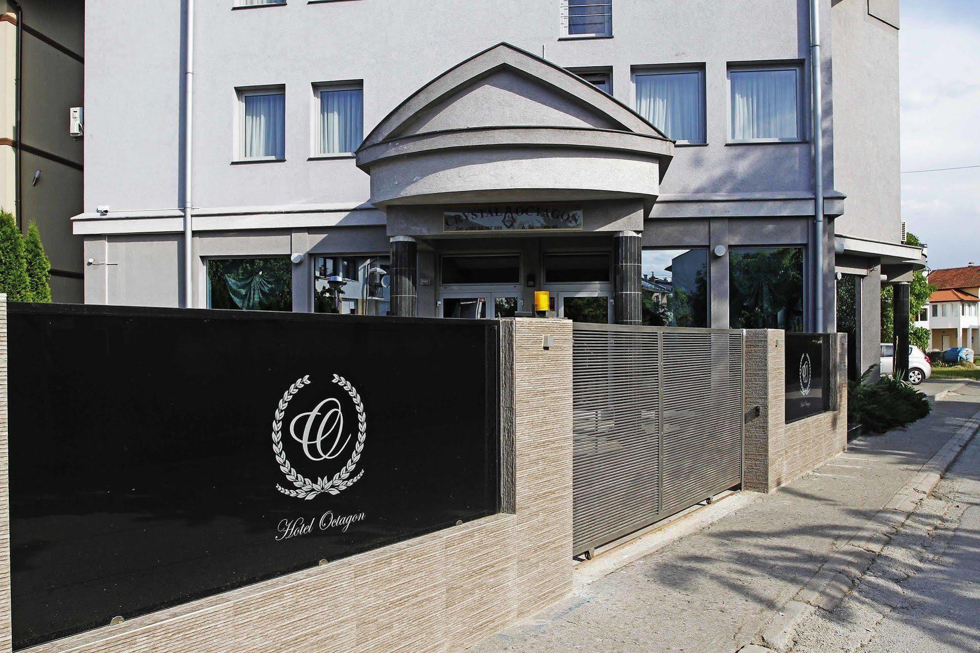 Hotel Octagon Sarajevo Exteriör bild